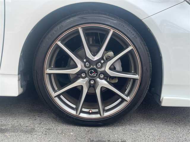 トヨタ プリウス S ツーリングセレ G’s 愛知県 2014(平26)年 6.2万km ホワイトパールクリスタルシャイン /当店買取/禁煙///純正ナビNSZT-W62G//バックカメラ//CD/DVD/SD/フルセグTV/Bluetooth//LEDBEAM/HID/Aライト//専用18アルミ/専用革巻きステア/専用エアロ//社外Fリップスポイラー//SRSカーテンエアバック//社外シートカバー//保証書/取説/ナビ取説