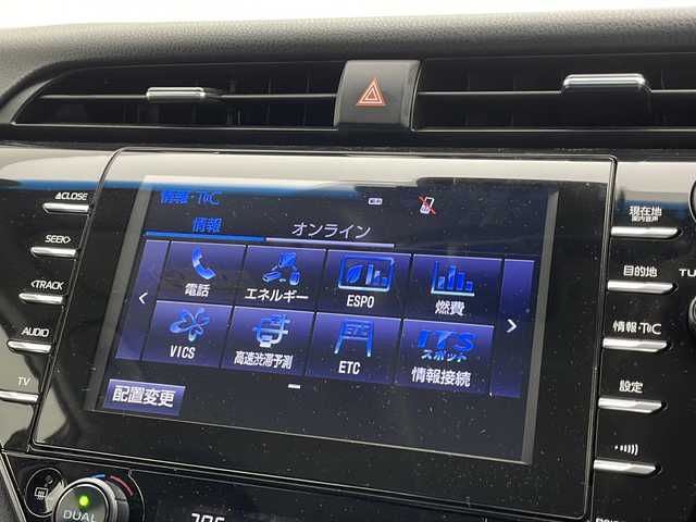 トヨタ カムリ WSレザーパッケージ 千葉県 2019(平31)年 4.2万km プラチナホワイトパールマイカ 衝突軽減ブレーキ/レーンキープアシスト/レーダークルーズコントロール/前後コーナーセンサー/ヘッドアップディスプレイ/ブラインドスポットモニター/電動リアゲート/前席シートヒーター/前席パワーシート/レザーシート/純正SDナビ/　DVD/CD/BT/FM/AM/フルセグTV/ステアリングスイッチ/LEDヘッドライト/オートライトハイビーム/純正アルミホイール/純正フロアマット