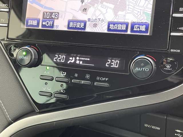 トヨタ カムリ WSレザーパッケージ 新潟県 2019(平31)年 4.2万km プラチナホワイトパールマイカ 純正SDナビ/　DVD/CD/Bluetooth/FM/AM/フルセグTV/トヨタセーフティセンス/・プリクラッシュセーフティ/・レーダークルーズコントロール/・レーントレーシングアシスト/・オートマチックハイビーム/・ロードサインアシスト/リアクロストラフィックアラート/前後コーナーセンサー/ヘッドアップディスプレイ/ブラインドスポットモニター/電動リアゲート/前席シートヒーター/前席パワーシート/レザーシート/LEDヘッドライト/オートライトハイビーム/レザーステアリング/ステアリングスイッチ