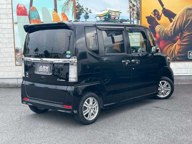 ホンダ Ｎ ＢＯＸ カスタム G Lパッケージ 宮崎県 2012(平24)年 6.5万km クリスタルブラックパール 両側パワースライド　/カロッツェリアＳＤナビ　/フルセグＴＶ　/Ｂｌｕｅｔｏｏｔｈ　/ＤＶＤ　/ＥＴＣ　/バックカメラ　/スマートキー　/ドアバイザー/純正フロアマット