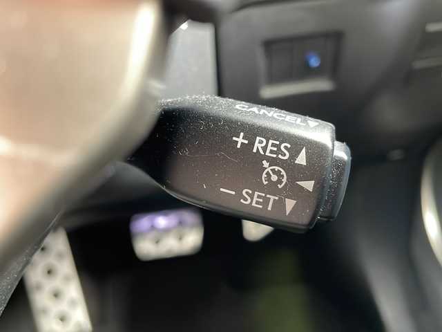 レクサス ＮＸ 300h Fスポーツ 京都府 2014(平26)年 10万km ブラック ３眼ＬＥＤライト　/フォグランプ/ウィンカーミラー/サンルーフ　/サイドカメラ　/バックカメラ　/ナノイー　/ステアリングヒーター　/シートヒーター＆ベンチレーター　　/純正SDナビ7インチ/ブルーレイ再生可能/Ｂｌｕｅｔｏｏｔｈ接続/クリアランスソナー　/クルーズコントロール/ブレーキホールド/パドルシフト/スマートキー/ワンセグTV/電動リアゲート/禁煙車