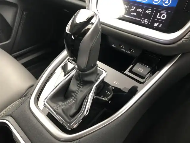 スバル アウトバック X－ブレイクEX 愛知県 2022(令4)年 3.9万km 緑Ⅱ ４WD/アイサイト/アイサイトセイフティプラス/アイサイトX/純正11.6インチディスプレイオーディオ/バックカメラ/フロント、サイドカメラ/ETC/ドライブレコーダー/ファブリックシート/シートヒーター全席/ステアリングヒーター/ルーフレール/オートライト/電子パーキング/フロアマット/プッシュスタートl/パドルシフト/防眩ミラー/ドアバイザー