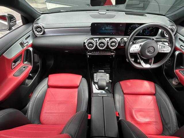 メルセデス・ベンツ ＣＬＡ２００ｄ Sブレーク AMGライン 埼玉県 2021(令3)年 3.7万km コスモスブラック サンルーフ/レザーエクスクルーシブＰＫＧ/赤黒革シート/アドバンスドＰＫＧ/レーダーセーフティＰＫＧ/純正HDDナビ/(Bluetooth/USB/フルセグ)/３６０度カメラ/アンビエントライト/ＨＵＤ/パワーシート/シートヒーター/パワーバックドア