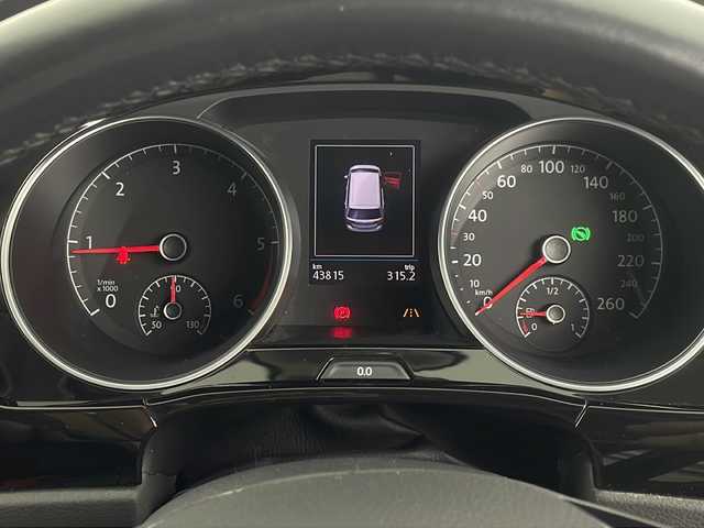 フォルクスワーゲン ゴルフ トゥーラン TDI ハイライン 埼玉県 2020(令2)年 4.4万km ピュアホワイト 純正ナビ/　AM/FM/CD/DVD/BT/フルセグTV/バックカメラ/レーダークルーズコントロール/ETC2.0/シートヒーター/電動リアゲート/ブレードホールド/電子パーキング/衝突軽減システム/レーンキープアシスト/パドルシフト/コーナーセンサー/LEDヘッドライト/フォグランプ/純正フロアマット/純正アルミホイール/ロールサンシェード