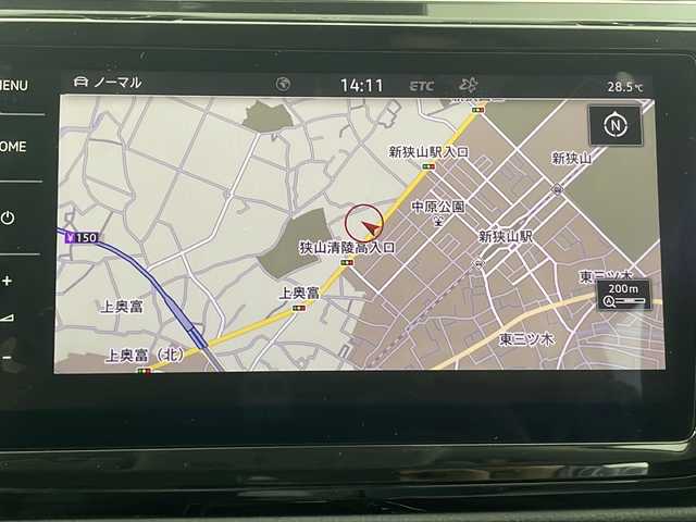 フォルクスワーゲン ゴルフ トゥーラン TDI ハイライン 埼玉県 2020(令2)年 4.4万km ピュアホワイト 純正ナビ/　AM/FM/CD/DVD/BT/フルセグTV/バックカメラ/レーダークルーズコントロール/ETC2.0/シートヒーター/電動リアゲート/ブレードホールド/電子パーキング/衝突軽減システム/レーンキープアシスト/パドルシフト/コーナーセンサー/LEDヘッドライト/フォグランプ/純正フロアマット/純正アルミホイール/ロールサンシェード