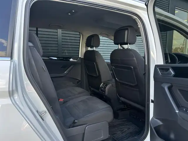 フォルクスワーゲン ゴルフ トゥーラン TDI ハイライン 茨城県 2020(令2)年 4.4万km ピュアホワイト オ-ルインSFT /ACC /DiscoverPro /TV /シートヒーター /レーンキープアシスト /ブラインドスポットモニター /バックモニター /パークディスタンス /パークアシスト /LEDヘッドライト /パワ-テ-ルゲ-ト /CarPlay /BT/USB/DVD/CD /ETC2.0 /ロールサンシェード/禁煙車