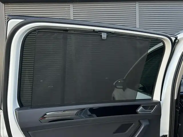 フォルクスワーゲン ゴルフ トゥーラン TDI ハイライン 茨城県 2020(令2)年 4.4万km ピュアホワイト オ-ルインSFT /ACC /DiscoverPro /TV /シートヒーター /レーンキープアシスト /ブラインドスポットモニター /バックモニター /パークディスタンス /パークアシスト /LEDヘッドライト /パワ-テ-ルゲ-ト /CarPlay /BT/USB/DVD/CD /ETC2.0 /ロールサンシェード/禁煙車