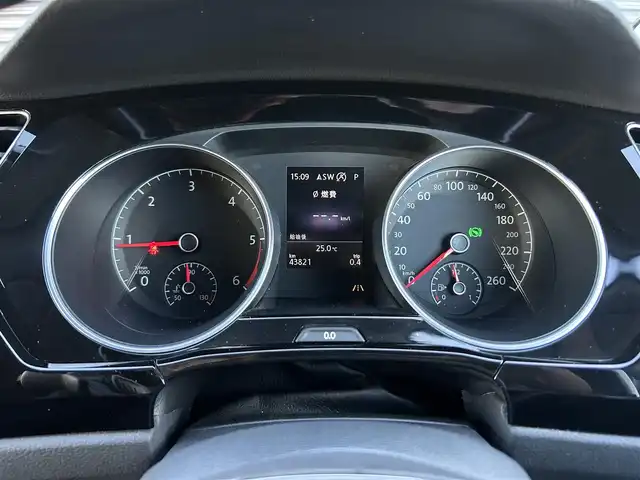 フォルクスワーゲン ゴルフ トゥーラン TDI ハイライン 茨城県 2020(令2)年 4.4万km ピュアホワイト オ-ルインSFT /ACC /DiscoverPro /TV /シートヒーター /レーンキープアシスト /ブラインドスポットモニター /バックモニター /パークディスタンス /パークアシスト /LEDヘッドライト /パワ-テ-ルゲ-ト /CarPlay /BT/USB/DVD/CD /ETC2.0 /ロールサンシェード/禁煙車