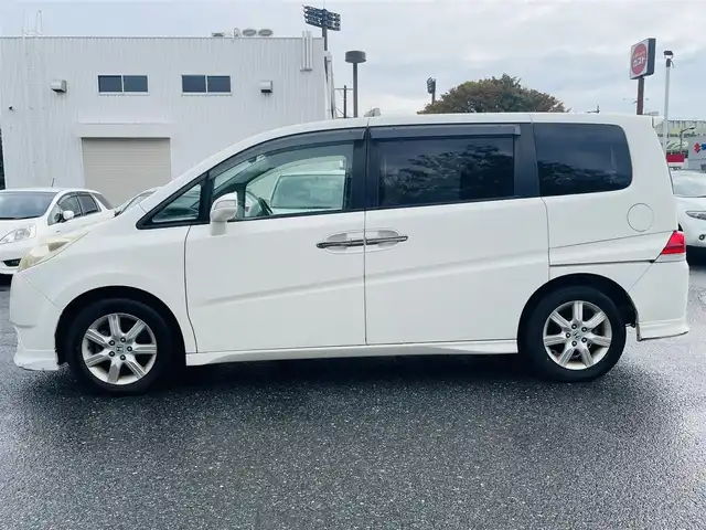 ホンダ ステップワゴン 24Z 千葉県 2006(平18)年 4.7万km 白 HDDナビ　（ワンセグTV、FMAMラジオ、CD）/パドルシフト/純正エアロ　（フロント、リア、サイド）/純正フロアマット/サンバイザー/ETC/電動格納ミラー/ウィンカーミラー