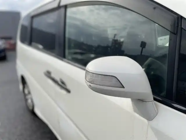 ホンダ ステップワゴン 24Z 千葉県 2006(平18)年 4.7万km 白 HDDナビ　（ワンセグTV、FMAMラジオ、CD）/パドルシフト/純正エアロ　（フロント、リア、サイド）/純正フロアマット/サンバイザー/ETC/電動格納ミラー/ウィンカーミラー