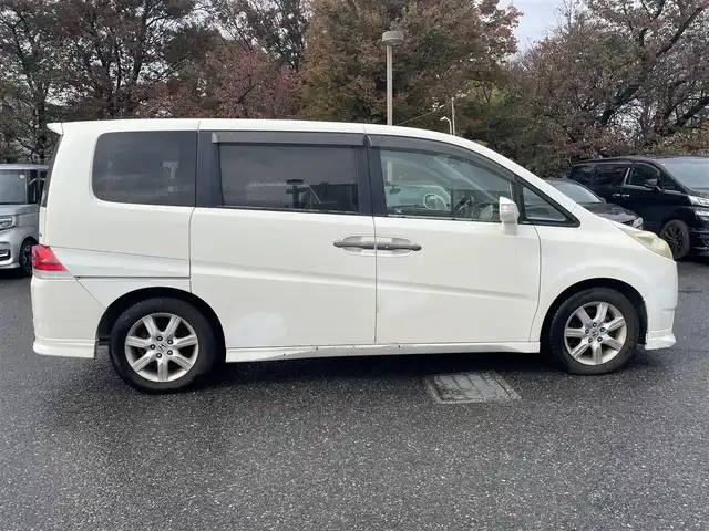 ホンダ ステップワゴン 24Z 千葉県 2006(平18)年 4.7万km 白 HDDナビ　（ワンセグTV、FMAMラジオ、CD）/パドルシフト/純正エアロ　（フロント、リア、サイド）/純正フロアマット/サンバイザー/ETC/電動格納ミラー/ウィンカーミラー