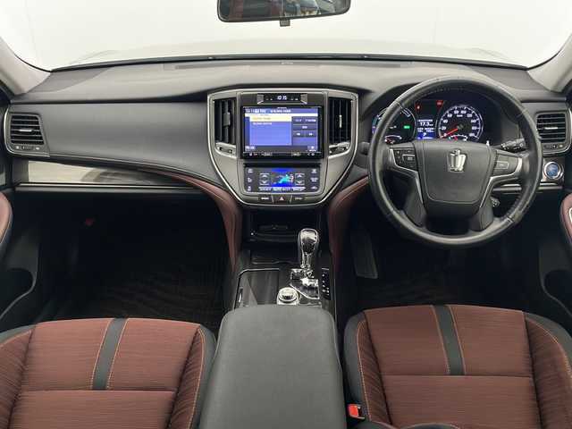 トヨタ クラウン ハイブリッド アスリートS 宮崎県 2013(平25)年 14.1万km プレシャスシルバー 禁煙車/社外8型SDナビ(AVIC-RL99)/フルセグTV/CD/DVD/Bluetooth/クルーズコントロール/スマートキー　スペア1本/ステアリングスイッチ/D/Nパワーシート/D/Nシートヒーター/プッシュスタート/電動格納ミラー/純正フロアマット/純正17インチアルミホイル/純正LEDオートライト/純正LEDフォグ/オートエアコン/バックカメラ/ETC