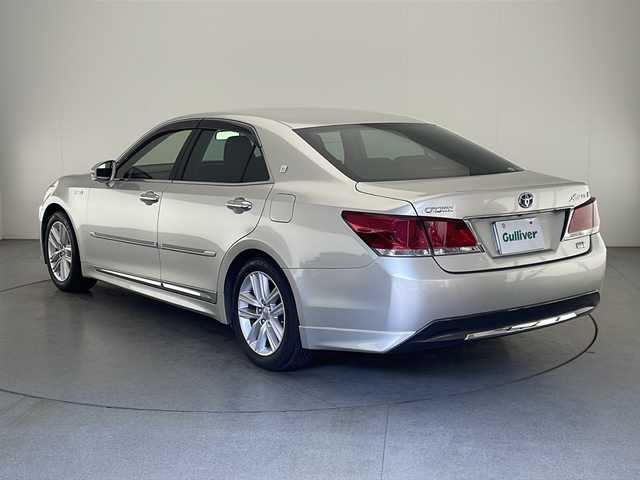 トヨタ クラウン ハイブリッド アスリートS 宮崎県 2013(平25)年 14.1万km プレシャスシルバー 禁煙車/社外8型SDナビ(AVIC-RL99)/フルセグTV/CD/DVD/Bluetooth/クルーズコントロール/スマートキー　スペア1本/ステアリングスイッチ/D/Nパワーシート/D/Nシートヒーター/プッシュスタート/電動格納ミラー/純正フロアマット/純正17インチアルミホイル/純正LEDオートライト/純正LEDフォグ/オートエアコン/バックカメラ/ETC