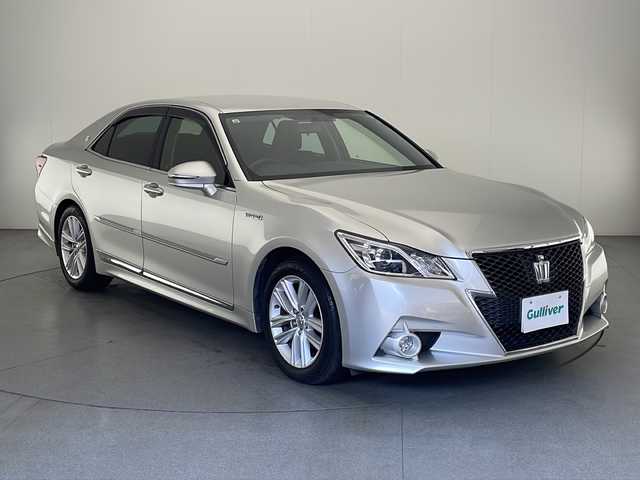 トヨタ クラウン ハイブリッド アスリートS 宮崎県 2013(平25)年 14.1万km プレシャスシルバー 禁煙車/社外8型SDナビ(AVIC-RL99)/フルセグTV/CD/DVD/Bluetooth/クルーズコントロール/スマートキー　スペア1本/ステアリングスイッチ/D/Nパワーシート/D/Nシートヒーター/プッシュスタート/電動格納ミラー/純正フロアマット/純正17インチアルミホイル/純正LEDオートライト/純正LEDフォグ/オートエアコン/バックカメラ/ETC