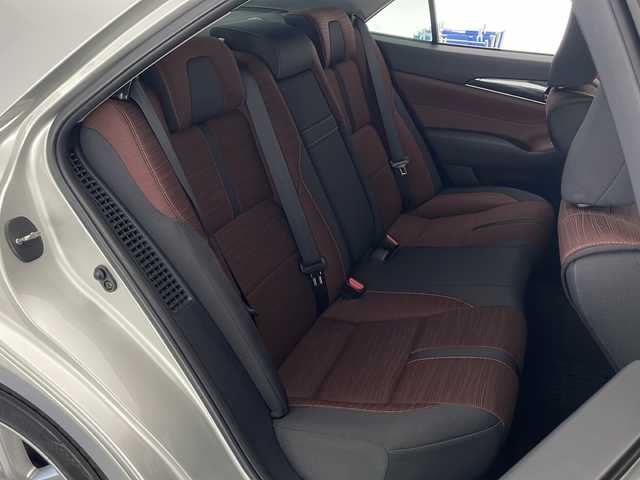 トヨタ クラウン ハイブリッド アスリートS 宮崎県 2013(平25)年 14.1万km プレシャスシルバー 禁煙車/社外8型SDナビ(AVIC-RL99)/フルセグTV/CD/DVD/Bluetooth/クルーズコントロール/スマートキー　スペア1本/ステアリングスイッチ/D/Nパワーシート/D/Nシートヒーター/プッシュスタート/電動格納ミラー/純正フロアマット/純正17インチアルミホイル/純正LEDオートライト/純正LEDフォグ/オートエアコン/バックカメラ/ETC