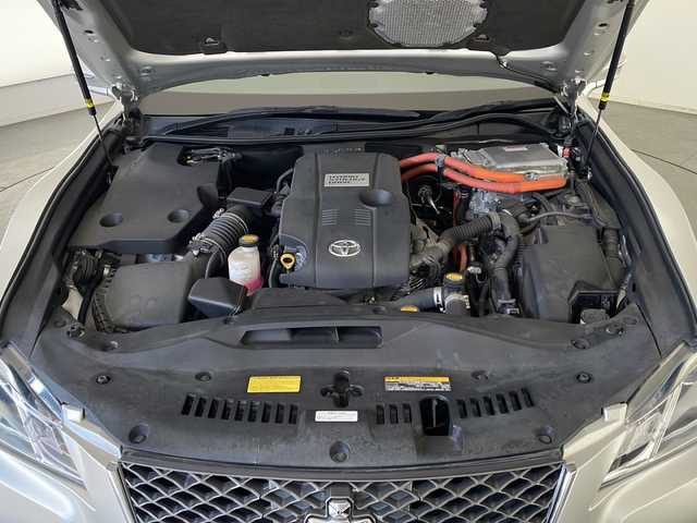 トヨタ クラウン ハイブリッド アスリートS 宮崎県 2013(平25)年 14.1万km プレシャスシルバー 禁煙車/社外8型SDナビ(AVIC-RL99)/フルセグTV/CD/DVD/Bluetooth/クルーズコントロール/スマートキー　スペア1本/ステアリングスイッチ/D/Nパワーシート/D/Nシートヒーター/プッシュスタート/電動格納ミラー/純正フロアマット/純正17インチアルミホイル/純正LEDオートライト/純正LEDフォグ/オートエアコン/バックカメラ/ETC