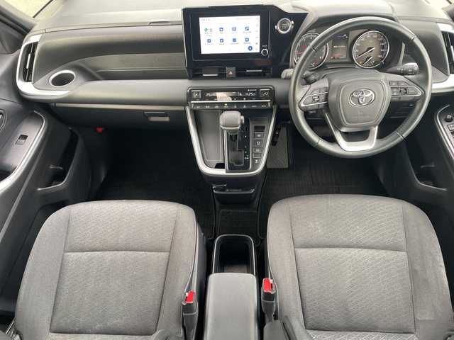 トヨタ ノア S－G 神奈川県 2022(令4)年 5万km ホワイトパールクリスタルシャイン ・トヨタセーフティセンス/・純正ディスプレイオーディオ/・電動パーキング（オートホールド）/・シートヒーター