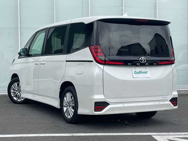 トヨタ ノア S－G 神奈川県 2022(令4)年 5万km ホワイトパールクリスタルシャイン ・トヨタセーフティセンス/・純正ディスプレイオーディオ/・電動パーキング（オートホールド）/・シートヒーター