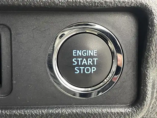 トヨタ ランドクルーザー プラド TX Lパッケージ マットブラED 福島県 2023(令5)年 2.1万km ブラック トヨタセーフティーセンス/・車線逸脱警報/・衝撃軽減ブレーキ/・先行車発車警報/・道路標識認識システム/・盗難防止装置/・レーダークルーズコントロール/・コーナーセンサー前後/純正9インチＳＤナビ　/・フルセグＴＶ/・バックカメラ/・Bluetooth接続/・CD/DVD/・AM、FM/・ビルトインETC2.0/・USB/・HDMI/・ステアリングスイッチ/４WD/ワンオーナー/サンルーフ/ルーフレール/デジタルインナーミラー /前席パワーシート/前席シートヒーター /前席エアシート  /レザーシート/レザーハンドル/LEDヘッドライト/フォグランプ/オートライト/オートマチックハイビーム/ウィンカーミラー/純正アルミホイール/純正フロアマット/プッシュスタート/スマートキー/スペアキー