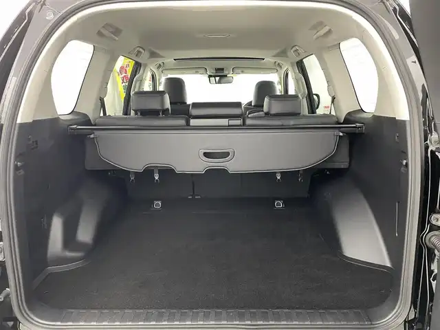 トヨタ ランドクルーザー プラド TX Lパッケージ マットブラED 福島県 2023(令5)年 2.1万km ブラック トヨタセーフティーセンス/・車線逸脱警報/・衝撃軽減ブレーキ/・先行車発車警報/・道路標識認識システム/・盗難防止装置/・レーダークルーズコントロール/・コーナーセンサー前後/純正9インチＳＤナビ　/・フルセグＴＶ/・バックカメラ/・Bluetooth接続/・CD/DVD/・AM、FM/・ビルトインETC2.0/・USB/・HDMI/・ステアリングスイッチ/４WD/ワンオーナー/サンルーフ/ルーフレール/デジタルインナーミラー /前席パワーシート/前席シートヒーター /前席エアシート  /レザーシート/レザーハンドル/LEDヘッドライト/フォグランプ/オートライト/オートマチックハイビーム/ウィンカーミラー/純正アルミホイール/純正フロアマット/プッシュスタート/スマートキー/スペアキー