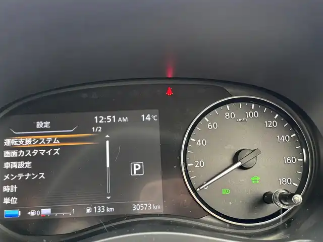 日産 キックス X ツートーンインテリアED 奈良県 2020(令2)年 3.1万km ブリリアントホワイトパール 純正９インチナビ　/フルセグテレビ　/ｂｌｕｅｔｏｏｔｈ　/アラウンドビューモニター　/インテリジェントミラー　/シート―ヒーター　/ステアリングヒーター　/プロパイロット　/革シート　/純正ホイール　/ＵＳＢポート