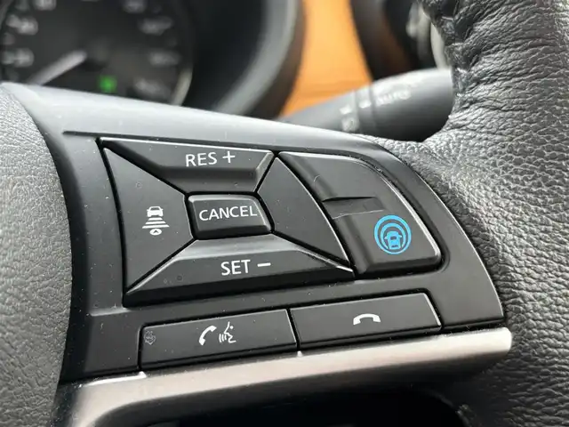 日産 キックス X ツートーンインテリアED 奈良県 2020(令2)年 3.1万km ブリリアントホワイトパール 純正９インチナビ　/フルセグテレビ　/ｂｌｕｅｔｏｏｔｈ　/アラウンドビューモニター　/インテリジェントミラー　/シート―ヒーター　/ステアリングヒーター　/プロパイロット　/革シート　/純正ホイール　/ＵＳＢポート