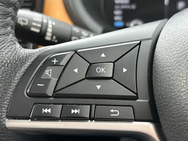 日産 キックス X ツートーンインテリアED 奈良県 2020(令2)年 3.1万km ブリリアントホワイトパール 純正９インチナビ　/フルセグテレビ　/ｂｌｕｅｔｏｏｔｈ　/アラウンドビューモニター　/インテリジェントミラー　/シート―ヒーター　/ステアリングヒーター　/プロパイロット　/革シート　/純正ホイール　/ＵＳＢポート