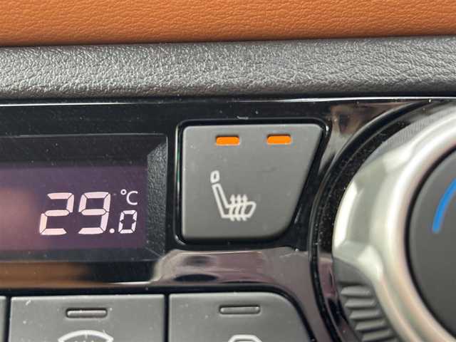 日産 キックス X ツートーンインテリアED 奈良県 2020(令2)年 3.1万km ブリリアントホワイトパール 純正９インチナビ　/フルセグテレビ　/ｂｌｕｅｔｏｏｔｈ　/アラウンドビューモニター　/インテリジェントミラー　/シート―ヒーター　/ステアリングヒーター　/プロパイロット　/革シート　/純正ホイール　/ＵＳＢポート