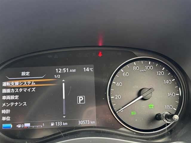 日産 キックス X ツートーンインテリアED 奈良県 2020(令2)年 3.1万km ブリリアントホワイトパール 純正９インチナビ　/フルセグテレビ　/ｂｌｕｅｔｏｏｔｈ　/アラウンドビューモニター　/インテリジェントミラー　/シート―ヒーター　/ステアリングヒーター　/プロパイロット　/革シート　/純正ホイール　/ＵＳＢポート