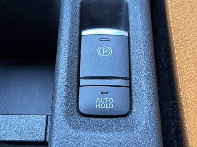 日産 キックス X ツートーンインテリアED 奈良県 2020(令2)年 3.1万km ブリリアントホワイトパール 純正９インチナビ　/フルセグテレビ　/ｂｌｕｅｔｏｏｔｈ　/アラウンドビューモニター　/インテリジェントミラー　/シート―ヒーター　/ステアリングヒーター　/プロパイロット　/革シート　/純正ホイール　/ＵＳＢポート