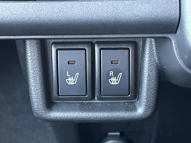 スズキ スペーシア ギア HYBRID XZターボ 東京都 2024(令6)年 1万km ベージュⅡ ワンオーナー　/純正９型メモリナビ＆フルセグ /・BluetoothAudio/・AppleCarPlay＆AndroidAuto/ヘッドアップディスプレィ /アラウンドビューモニター /両側パワースライドドア　/前席シートヒーター /ステアリングヒーター /セーフティサポート /（予防安全技術）/・デュアルカメラブレーキサポート２/・誤発進抑制機能/・低速時ブレーキホールド/・車線逸脱警報機能/・アダプティブクルーズコントロール/・標識認識機能/・発進お知らせ機能/LEDヘッドライト /Wエアバック＆ABS/保証書＆取説