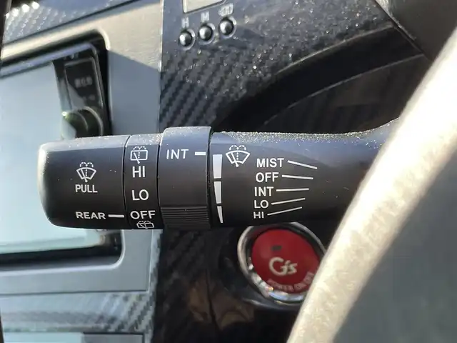 トヨタ プリウス S ツーリングセレ G’s 愛知県 2014(平26)年 13.1万km ホワイトパールクリスタルシャイン Ｇｚ/純正ＳＤナビ/Ｆ・Ｂカメラ　/ＤＴＶ　/ＢＴ　/ＣＤ／ＤＶＤ　/純正Ｆドラレコ　/Ｇｚ専用フロアマット・シート・外装ステッカー　/プッシュスタート　/ＥＴＣ　/Ｇｚ純正１８インチＡＷ