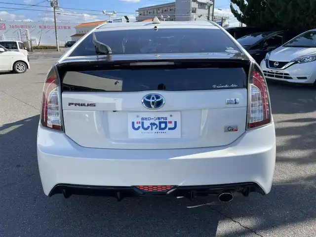 トヨタ プリウス S ツーリングセレ G’s 和歌山県 2014(平26)年 13.1万km ホワイトパールクリスタルシャイン (株)IDOMが運営する【じしゃロン和歌山店】の自社ローン対象車両になります。こちらは現金ご利用時の価格です。/自社ローンご希望の方は別途その旨お申付け下さい。/純正ＳＤナビ/Ｆ・Ｂカメラ　/ＤＴＶ　/ＢＴ　/ＣＤ／ＤＶＤ　/純正Ｆドラレコ　/Ｇｚ専用フロアマット・シート/プッシュスタート　/ＥＴＣ　/Ｇｚ純正１８インチＡＷ