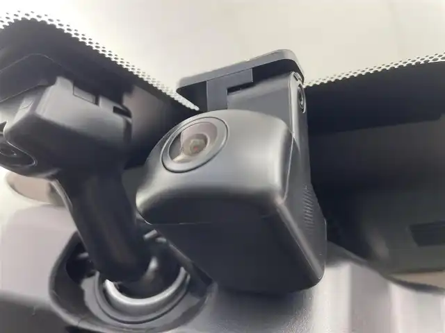 日産 エクストレイル G e－4ORCE 埼玉県 2023(令5)年 3万km ブリリアントホワイトパール 純正１２．３型ナビ　全方位　温シート　ＨＵＤ　ＢＳＭ　ＥＴＣ　ドライブレコーダー　ＬＥＤ　フルセグ　プロパイロット　液晶ミラー　パワーバックドア　パワーシート　ダウンヒルアシスト　置くだけ充電