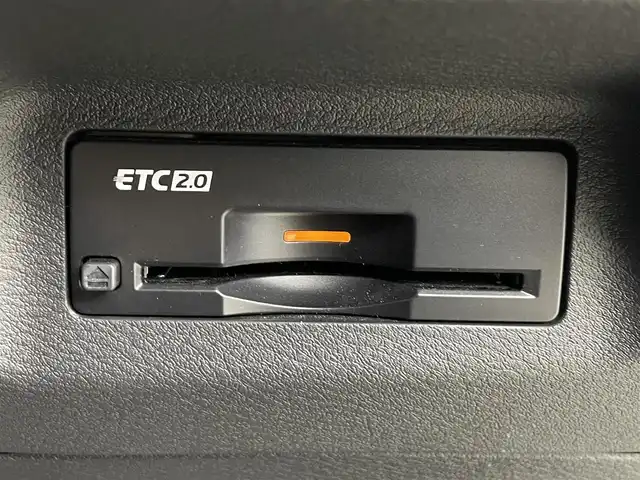 日産 エクストレイル G e－4ORCE 埼玉県 2023(令5)年 3万km ブリリアントホワイトパール 純正１２．３型ナビ　全方位　温シート　ＨＵＤ　ＢＳＭ　ＥＴＣ　ドライブレコーダー　ＬＥＤ　フルセグ　プロパイロット　液晶ミラー　パワーバックドア　パワーシート　ダウンヒルアシスト　置くだけ充電