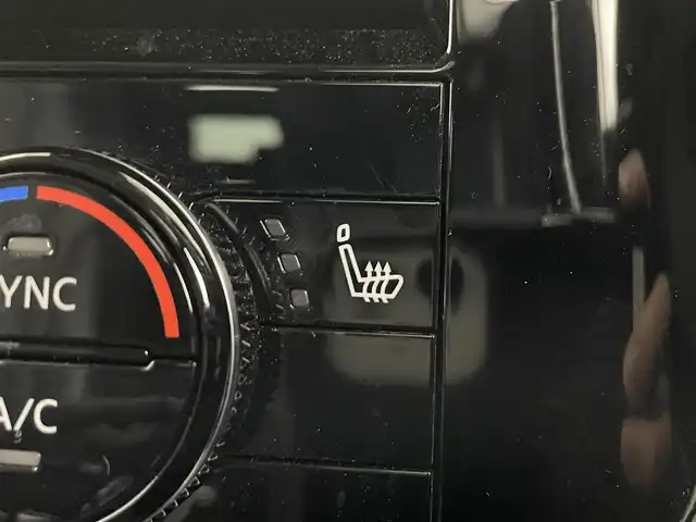 日産 エクストレイル G e－4ORCE 埼玉県 2023(令5)年 3万km ブリリアントホワイトパール 純正１２．３型ナビ　全方位　温シート　ＨＵＤ　ＢＳＭ　ＥＴＣ　ドライブレコーダー　ＬＥＤ　フルセグ　プロパイロット　液晶ミラー　パワーバックドア　パワーシート　ダウンヒルアシスト　置くだけ充電