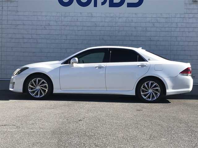 トヨタ クラウン アスリート プレミアムエディション 栃木県 2012(平24)年 9.4万km ホワイトパールクリスタルシャイン (株)IDOMが運営する【じしゃロン小山店】の自社ローン対象車両になります。こちらは現金ご利用時の価格です。/自社ローンご希望の方は別途その旨お申付け下さい。//禁煙車/純正フルセグナビ/（CD/DVD/AM/FMラジオ）/(Bluetooth)/スマートキー/プッシュスタート/バックカメラ/ＥＴＣ/クルーズコントロール/ドライブレコーダー/パワーシート/シートメモリー/シートヒーター/エアシート/後部座席サンシェード/ステアリングリモコン/電動格納ドアミラー/パワーウインドウ/オートライト/自動防眩ミラー