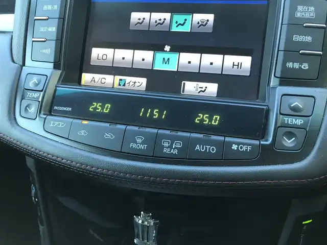 トヨタ クラウン アスリート プレミアムエディション 栃木県 2012(平24)年 9.4万km ホワイトパールクリスタルシャイン (株)IDOMが運営する【じしゃロン小山店】の自社ローン対象車両になります。こちらは現金ご利用時の価格です。/自社ローンご希望の方は別途その旨お申付け下さい。//禁煙車/純正フルセグナビ/（CD/DVD/AM/FMラジオ）/(Bluetooth)/スマートキー/プッシュスタート/バックカメラ/ＥＴＣ/クルーズコントロール/ドライブレコーダー/パワーシート/シートメモリー/シートヒーター/エアシート/後部座席サンシェード/ステアリングリモコン/電動格納ドアミラー/パワーウインドウ/オートライト/自動防眩ミラー