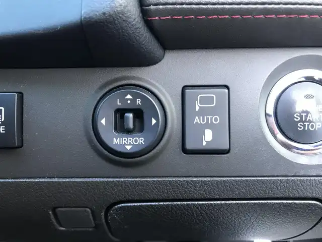 トヨタ クラウン アスリート プレミアムエディション 栃木県 2012(平24)年 9.4万km ホワイトパールクリスタルシャイン (株)IDOMが運営する【じしゃロン小山店】の自社ローン対象車両になります。こちらは現金ご利用時の価格です。/自社ローンご希望の方は別途その旨お申付け下さい。//禁煙車/純正フルセグナビ/（CD/DVD/AM/FMラジオ）/(Bluetooth)/スマートキー/プッシュスタート/バックカメラ/ＥＴＣ/クルーズコントロール/ドライブレコーダー/パワーシート/シートメモリー/シートヒーター/エアシート/後部座席サンシェード/ステアリングリモコン/電動格納ドアミラー/パワーウインドウ/オートライト/自動防眩ミラー