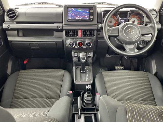 スズキ ジムニー XL 道央・札幌 2019(令1)年 4.6万km シフォンアイボリーM ・ワンオーナー/・4WD/・寒冷地仕様/・社外ナビ&TV&CD&DVD&BT/・バックカメラ/・衝突軽減ブレーキ/・レーンキープアシスト/・前席シートヒーター/・ドアミラーヒーター/・ビルトインETC/・社外前後ドライブレコーダー/・スマートキー/・スペアキー