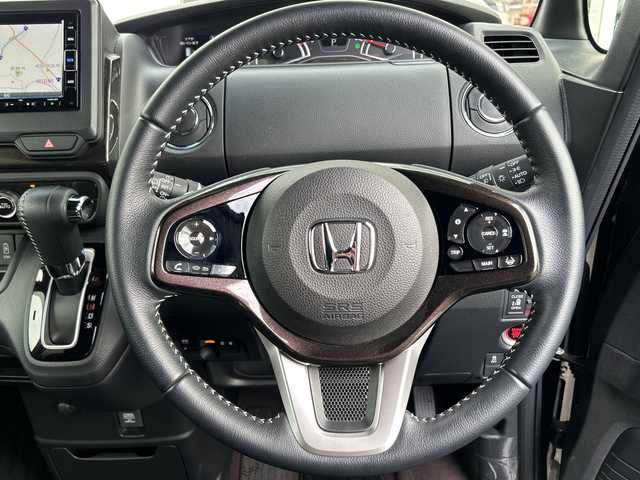 ホンダ Ｎ ＢＯＸ 千葉県 2020(令2)年 3.7万km プレミアムグラマラスブロンズP ワンオーナー/ホンダセンシング/・衝突軽減ブレーキ/・誤発進抑制機能/・レーンキープアシスト/・アダプティブクルーズコントロール/・先行者発進お知らせ機能/・標識認識機能/純正メモリーナビゲーション/【Bluetooth・フルセグTV・CD・DVD・SD・iPod】/バックカメラ/USB入力端子/エンジンプッシュスタート/・スマートキー/・スペアキー/LEDヘッドライト/・オートハイビーム/・オートライト/・フォグランプ/ステアリングリモコン/・パドルシフト/両側パワースライドドア/ビルトインETC/前席シートヒーター/横滑り防止装置/純正フロアマット/保証書/取扱説明書/記録薄