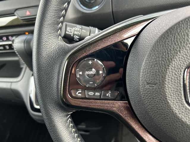 ホンダ Ｎ ＢＯＸ 千葉県 2020(令2)年 3.7万km プレミアムグラマラスブロンズP ワンオーナー/ホンダセンシング/・衝突軽減ブレーキ/・誤発進抑制機能/・レーンキープアシスト/・アダプティブクルーズコントロール/・先行者発進お知らせ機能/・標識認識機能/純正メモリーナビゲーション/【Bluetooth・フルセグTV・CD・DVD・SD・iPod】/バックカメラ/USB入力端子/エンジンプッシュスタート/・スマートキー/・スペアキー/LEDヘッドライト/・オートハイビーム/・オートライト/・フォグランプ/ステアリングリモコン/・パドルシフト/両側パワースライドドア/ビルトインETC/前席シートヒーター/横滑り防止装置/純正フロアマット/保証書/取扱説明書/記録薄