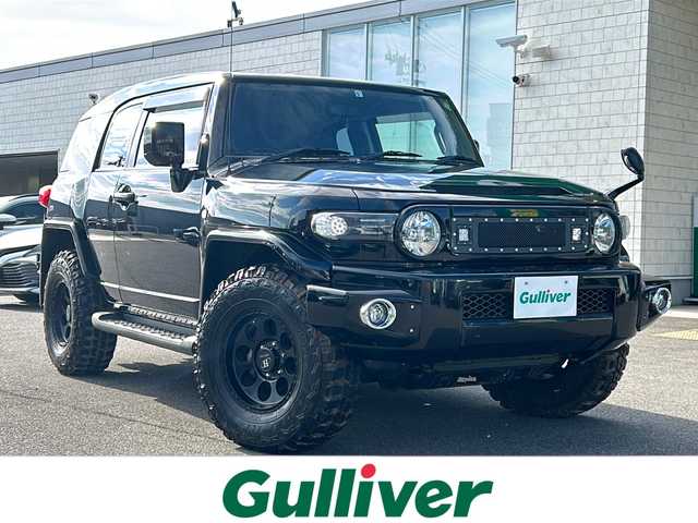 トヨタ ＦＪクルーザー 鳥取県 2012(平24)年 6.3万km ブラック/ホワイト VSC&TRC/（Vehicle Stability Control & Traction Control）/SRSサイド＆カーテンエアバッグ/前後席3点式シートベルト/マニュアルエアコン/ワイヤレスドアロックリモートコントロール/バックソナー/1GR-FE型 4.0L V6エンジン/本格的な4WDシステム（パートタイム4WD）/ビルシュタイン製モノチューブダンパー（X-REAS装着車）/社外ナビ/AM/FM、CD/DVD/フルセグTV、Bluetooth、/ドアバイザー/ETC/iPod