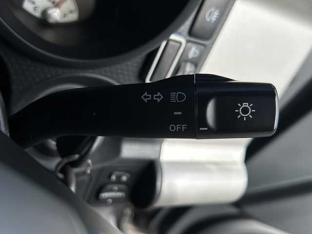 トヨタ ＦＪクルーザー 鳥取県 2012(平24)年 6.3万km ブラック/ホワイト VSC&TRC/（Vehicle Stability Control & Traction Control）/SRSサイド＆カーテンエアバッグ/前後席3点式シートベルト/マニュアルエアコン/ワイヤレスドアロックリモートコントロール/バックソナー/1GR-FE型 4.0L V6エンジン/本格的な4WDシステム（パートタイム4WD）/ビルシュタイン製モノチューブダンパー（X-REAS装着車）/社外ナビ/AM/FM、CD/DVD/フルセグTV、Bluetooth、/ドアバイザー/ETC/iPod