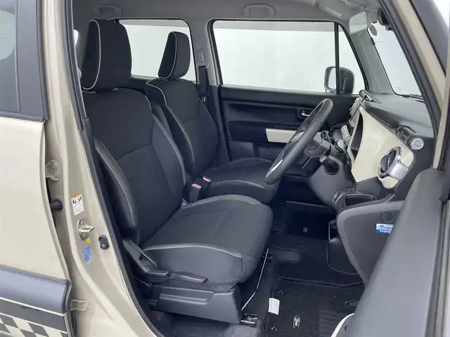 スズキ クロスビー HYBRID MZ 群馬県 2020(令2)年 4.4万km キャラバンアイボリーパールメタリック/ホワイト 2トーンルーフ 純正８インチナビ/・AM/FM/Bluetooth/USB/フルセグTV/CD/DVD/デュアルセンサーブレーキサポート/ ・後退時ブレーキサポート/ ・車線逸脱警報機能/ ・パーキングソナー/ ・横滑り防止装置/ ・ハイビームアシスト/クルーズコントロール/パドルシフト/前席シートヒーター/ビルトインETC/純正前後方ドライブレコーダー(CA-DRZ3DZA)/プッシュスタート/スマートキー/スペアキー有