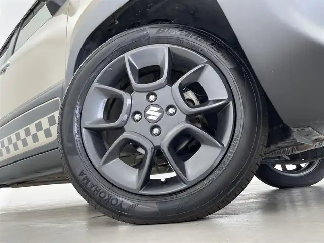 スズキ クロスビー HYBRID MZ 群馬県 2020(令2)年 4.4万km キャラバンアイボリーパールメタリック/ホワイト 2トーンルーフ 純正８インチナビ/・AM/FM/Bluetooth/USB/フルセグTV/CD/DVD/デュアルセンサーブレーキサポート/ ・後退時ブレーキサポート/ ・車線逸脱警報機能/ ・パーキングソナー/ ・横滑り防止装置/ ・ハイビームアシスト/クルーズコントロール/パドルシフト/前席シートヒーター/ビルトインETC/純正前後方ドライブレコーダー(CA-DRZ3DZA)/プッシュスタート/スマートキー/スペアキー有