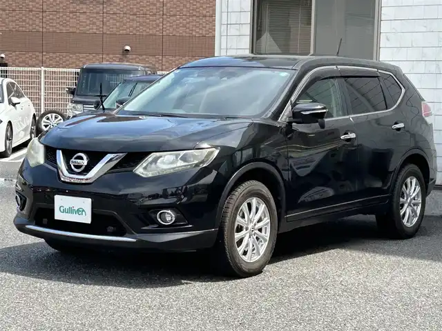日産 エクストレイル 20X エマージェンシーブレーキ 福岡県 2015(平27)年 7.4万km ダイヤモンドブラック 純正メモリーナビ【AVN-SZ04iW】/ (AM/FM/Bluetooth/DVD/CD/DS/フルセグTV)/バックカメラ/カプロンシート/走行支援/安全装備/・車線逸脱警報/・エマージェンシーブレーキ/・コーナーセンサー/・横滑り防止/シートヒーター/プッシュスタート/オートライト/電格ミラー/ドアミラーヒーター/KENWOODドライブレコーダー【KNA-DR350】/ビルトインETC/盗難防止装置/ISOFIX/スペアキー×1/エンジンスターター/（積載）純正17インチアルミホイール×4/保証書/取扱説明書/ナビ取扱説明書