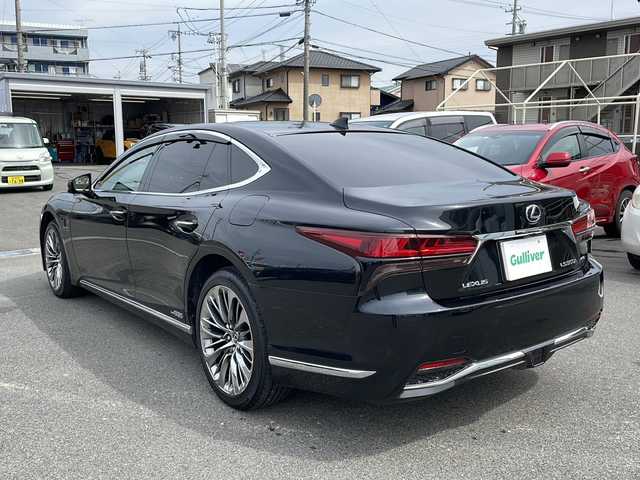 レクサス ＬＳ 500h バージョンL AdvancedDrive 岐阜県 2022(令4)年 5.1万km グラファイトブラックガラスフレーク 純正ディスプレイオーディオ　/全方位カメラ　/ドライブレコーダー　/レーダークルーズコントロール　/ビルトインＥＴＣ２．０　/サンルーフ　/衝突軽減システム　/パーキングアシスト　/盗難防止装置　/レーンキープアシスト/横滑り防止装置/前後コーナーセンサー/全席パワーシート/全席シートヒーター/全席エアシート/ステアリングヒーター/リア電動サンシェード/マークレビンソンオーディオシステム/LEDヘッドライト/オートハイビーム/オートライト/プッシュスタート/スマートキー