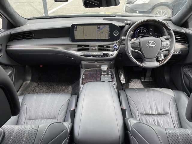 レクサス ＬＳ 500h バージョンL AdvancedDrive 岐阜県 2022(令4)年 5.1万km グラファイトブラックガラスフレーク 純正ディスプレイオーディオ　/全方位カメラ　/ドライブレコーダー　/レーダークルーズコントロール　/ビルトインＥＴＣ２．０　/サンルーフ　/衝突軽減システム　/パーキングアシスト　/盗難防止装置　/レーンキープアシスト/横滑り防止装置/前後コーナーセンサー/全席パワーシート/全席シートヒーター/全席エアシート/ステアリングヒーター/リア電動サンシェード/マークレビンソンオーディオシステム/LEDヘッドライト/オートハイビーム/オートライト/プッシュスタート/スマートキー