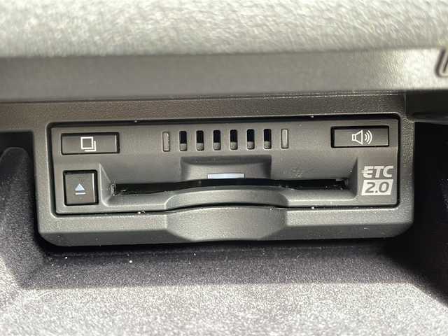レクサス ＬＳ 500h バージョンL AdvancedDrive 岐阜県 2022(令4)年 5.1万km グラファイトブラックガラスフレーク 純正ディスプレイオーディオ　/全方位カメラ　/ドライブレコーダー　/レーダークルーズコントロール　/ビルトインＥＴＣ２．０　/サンルーフ　/衝突軽減システム　/パーキングアシスト　/盗難防止装置　/レーンキープアシスト/横滑り防止装置/前後コーナーセンサー/全席パワーシート/全席シートヒーター/全席エアシート/ステアリングヒーター/リア電動サンシェード/マークレビンソンオーディオシステム/LEDヘッドライト/オートハイビーム/オートライト/プッシュスタート/スマートキー